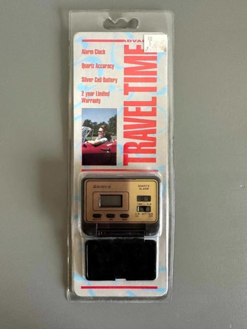 Vintage Advance Quartz Travel Alarm Clock