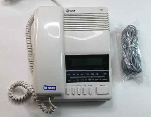 Vintage AT&T Model CRT 330 Desk Corded Digital Telephone AM/FM Radio Clock Alarm