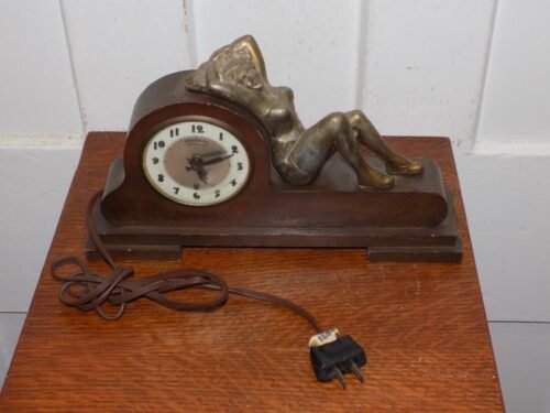 Vintage Bathing Suit Beauty Table Clock