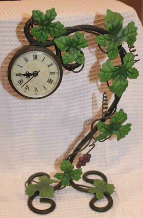 Vintage Black Wrought Iron Mantle/Desk Clock Runs On Time 12 1/2" Tall