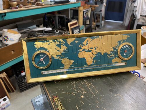 Vintage Bulova World Desk Clock Swiss Made Thermometer Rare 1960’s B 2161