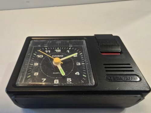 Vintage Casio Alarm Clock - black / green - Works Great! Rare Used Read Scratch