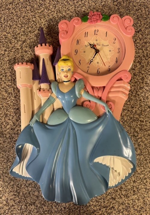 Vintage Disney Cinderella Wall Clock Castle Believe In Your Dreams 14" Plastic