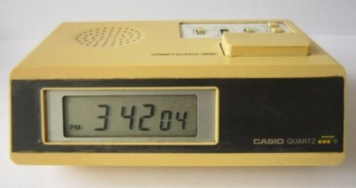VINTAGE EARLY RARE DESK DIGITAL MELODY ALARM QUARTZ CLOCK "CASIO" MA-1 # 723