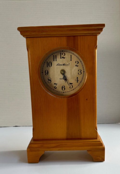 Vintage Eddie Bauer Mantle Wood Clock Quartz Battery Operated 12"tall
