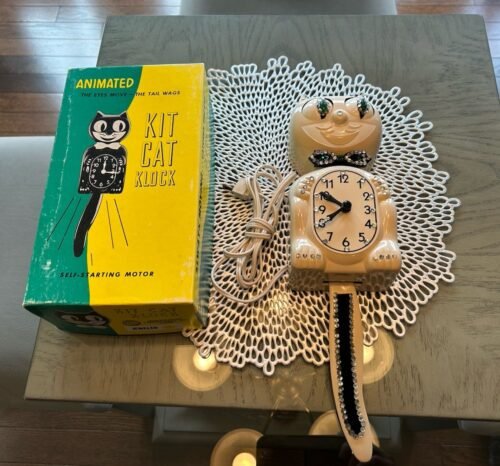 Vintage Electric Kit Cat Clock Jeweled Animated Wall & Original Box Works EX!