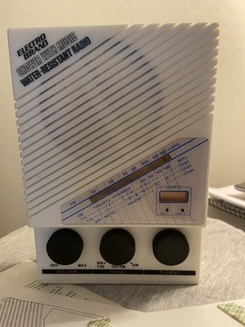 Vintage Electro Brand Shower Am Fm TV Sound Weather LCD Clock Radio NEW in Box