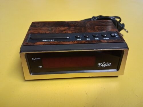 Vintage Elgin Model 3142 Digital Alarm Clock (Tested) VTG - Plug In Retro