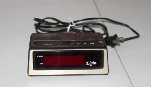 Vintage Elgin Model 3142 Digital Alarm Clock (Tested) VTG - Plug In Retro