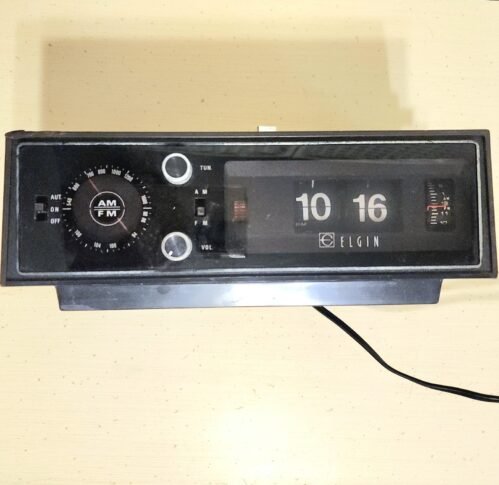 Vintage Elgin Woodgrain Clock Radio RD-1000 With Alarm