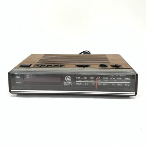 Vintage General Electric Alarm Clock AM/FM Radio GE 7-4624B Faux Woodgrain WORKS