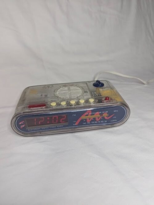 Vintage GPX Clear D510 Digital Clock AM/FM Radio Alarm Clock - See Through
