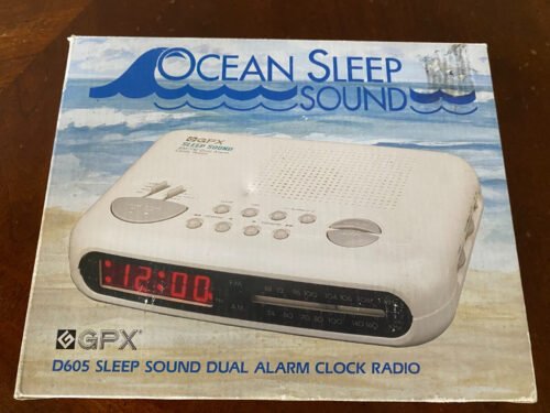 Vintage GPX Ocean Sleep Sound AM/FM Dual Alarm Clock Radio (Model D605) - Tested
