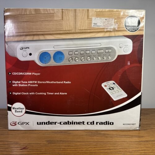 Vintage GPX Spacesaver Under Counter AM/FM Radio Alarm Clock D810 New Open Box