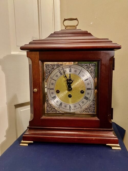 Vintage Howard Miller "Edinburgh" Bracket Clock#612-300~Runs~ Chimes