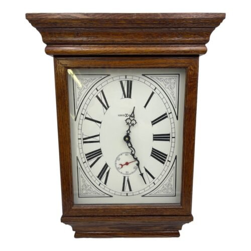 Vintage Howard Miller Fables Quartz 19 in Oak Wood Wall Clock