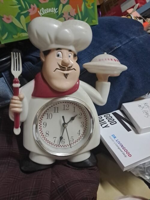 Vintage Italian Chef Kitchen Wall Clock 11" Tall Battery Operated Retro Works