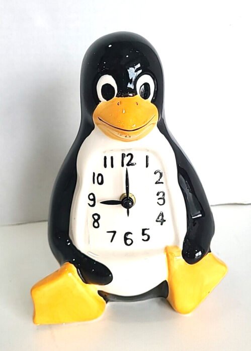 Vintage LA Penguin Clock Table, Mantle,Battery Operated 8.5”x 6.5”