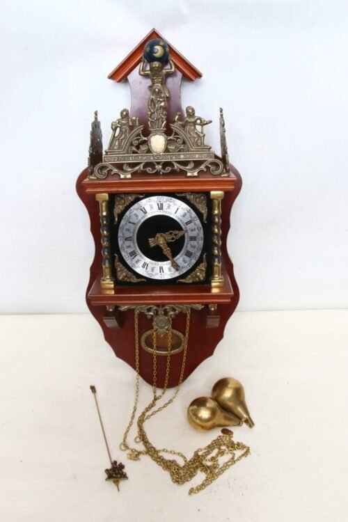 VINTAGE LARGE 25" DUTCH HOLLAND ZAANSE WALL CLOCK IN WORKING CONDITION
