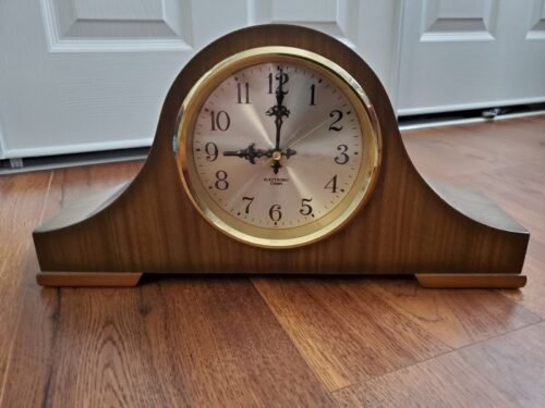 Vintage Linden Electronic Strike Chime Mantle Wooden Clock #7012 Made in Japan