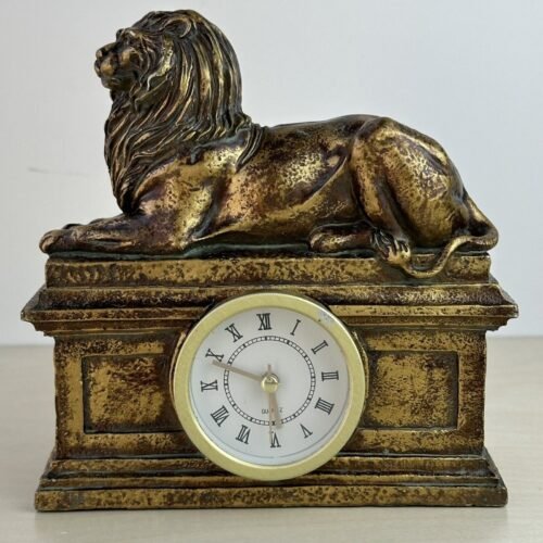 VINTAGE LION MANTLE/DESK QUARTZ CLOCK UNTESTED