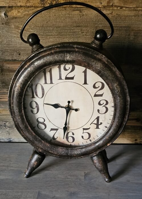 Vintage Look Standing Analog Clock Working