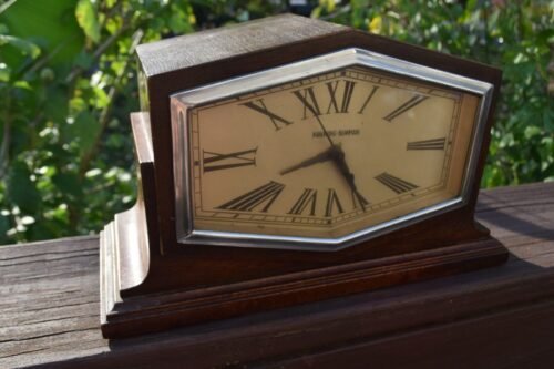 Vintage Manning Bowman Wood Mantle Clock - Untested