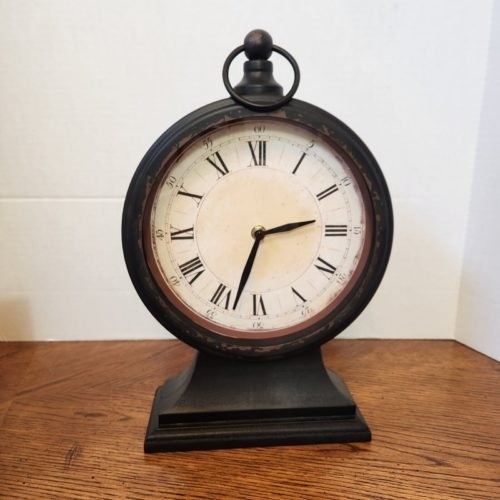 Vintage Mantel Table Clock, Silent non-ticking battery operated metal clock