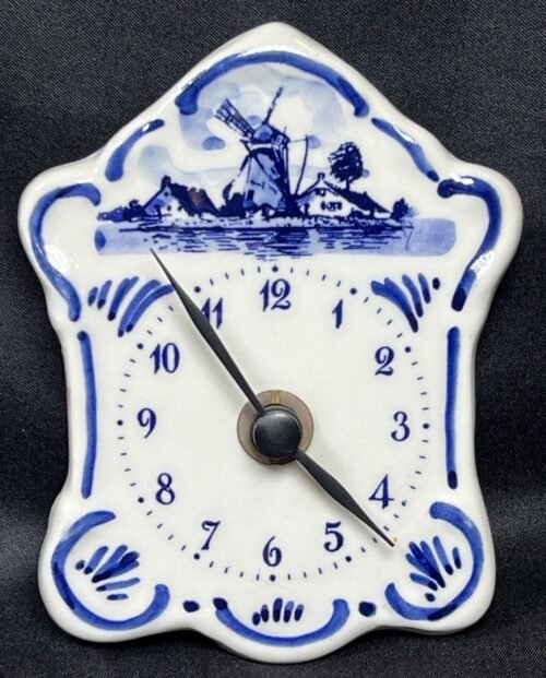 Vintage MCM 1960s Delft Blue Dutch Windmill Clock Quartz Analog 4.25x3” WORKS