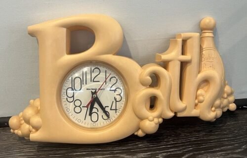 Vintage New Haven Quartz BATH Beige Wall Clock by Burwood Product 1983 Works