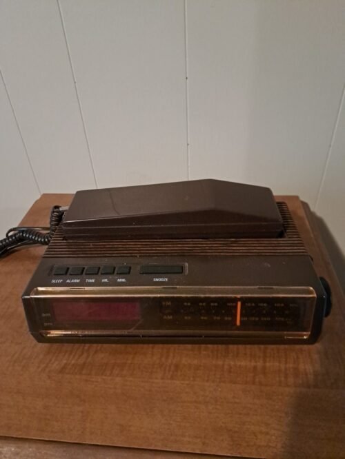 Vintage Phone, Clock & Alarm 4 in 1