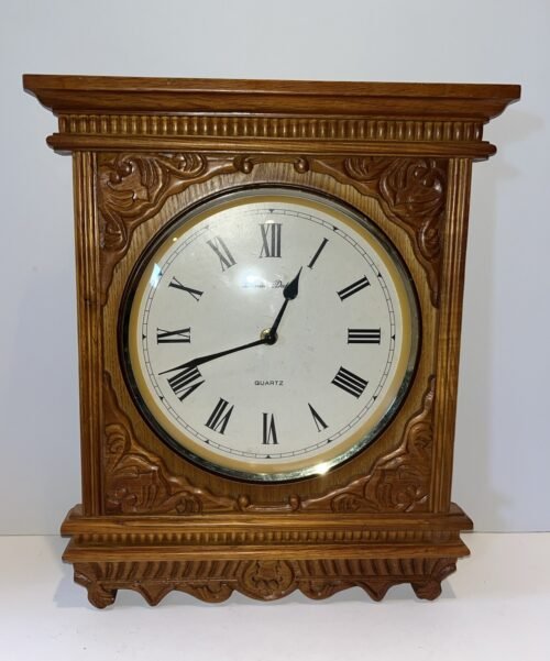 VINTAGE QUARTZ WALL CLOCK DANIEL DAKOTA Oak Works
