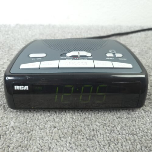 Vintage RCA Dual Alarm Clock Radio AM/FM Digital Display 1990's Model RP5400