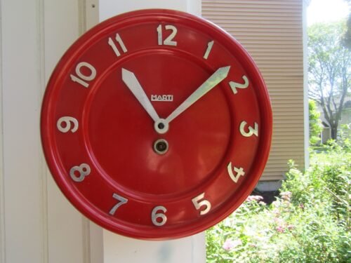 Vintage red round 9" wall mount kitchen clock mid century modern MCM key wind