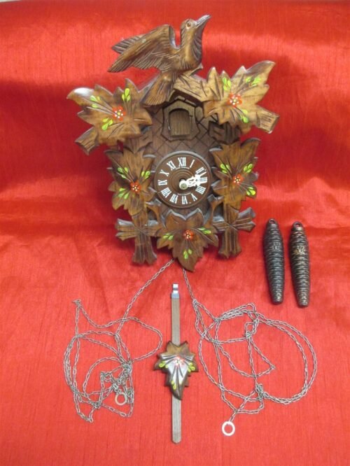 VINTAGE REGULA MOVEMENT CUCKOO CLOCK GERMANY VERY CLEAN WORKING CONDITION