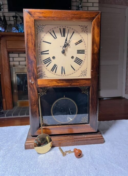 Vintage Regulator Pendulum Wind-up Wall/Mantel Clock