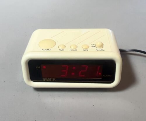 Vintage Retro 1980’s Spartus Alarm Clock Model No: 1147 Fully Tested And Working