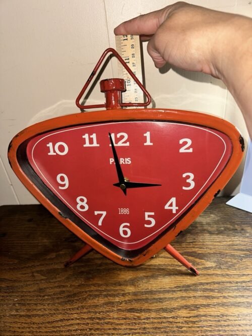 Vintage Retro Red Wall Or Table Clock Triangle Works Metal