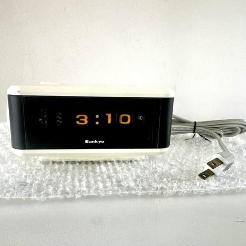 Vintage Sankyo Flip Clock Alarm (white) 610 Digital Space Age Japan WORKS GREAT