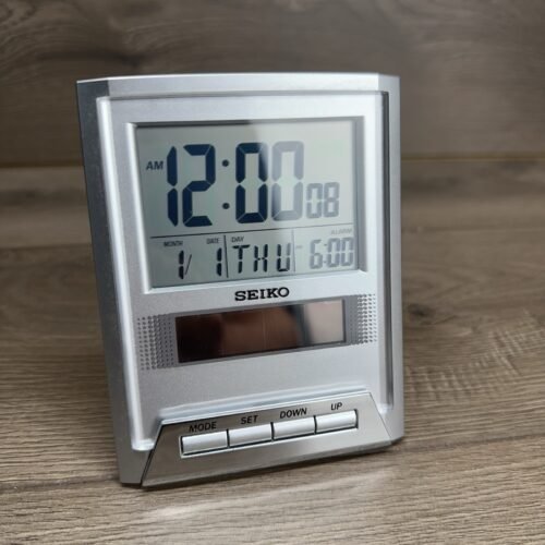 Vintage Seiko Digital Alarm Clock LCD Bedside Works Great