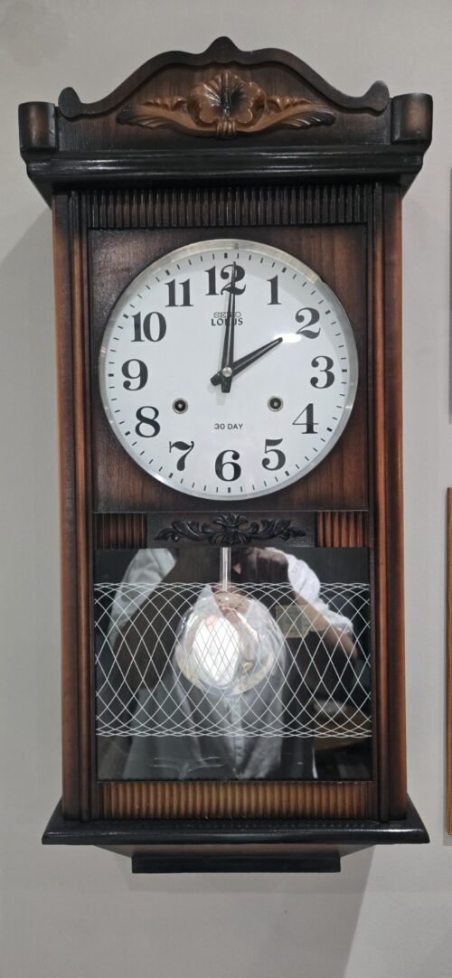 Vintage SEIKO Lorus 30 Day Wall Clock Mechanical, Pendulum, Key, Gong Chimes