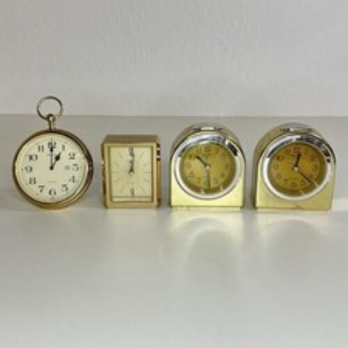 Vintage Seiko Quartz Beeping Alarm Clocks Lot Of 4