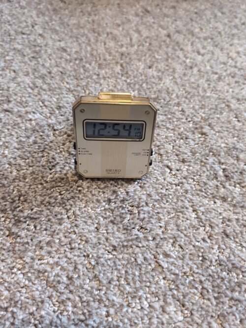 Vintage Seiko Quartz Digital Alarm Clock Dual Time Qek203f