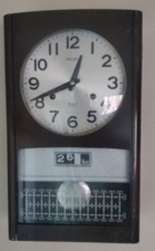 Vintage Seiko Wall Clock Wood Panelled 30 Day Japan Winding Chime Retro. Read.