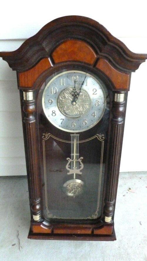 Vintage Seiko Westminster Whittington Pendulum Wooden Wall Hanging Clock