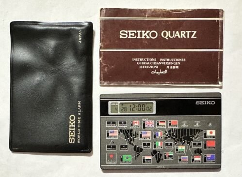 Vintage SEIKO World Time Zone Quartz Alarm Travel Clock QNS911K YJ30 JAPAN