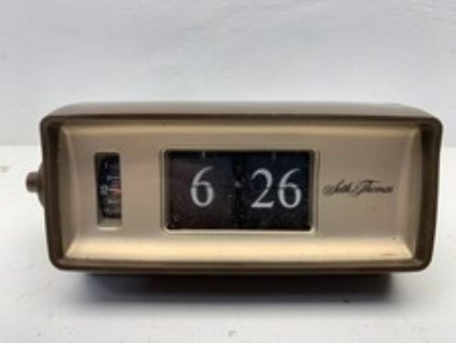 VINTAGE SETH THOMAS BROWN FLIP NUMBER ALARM CLOCK MODEL # 828 WORKS GREAT!