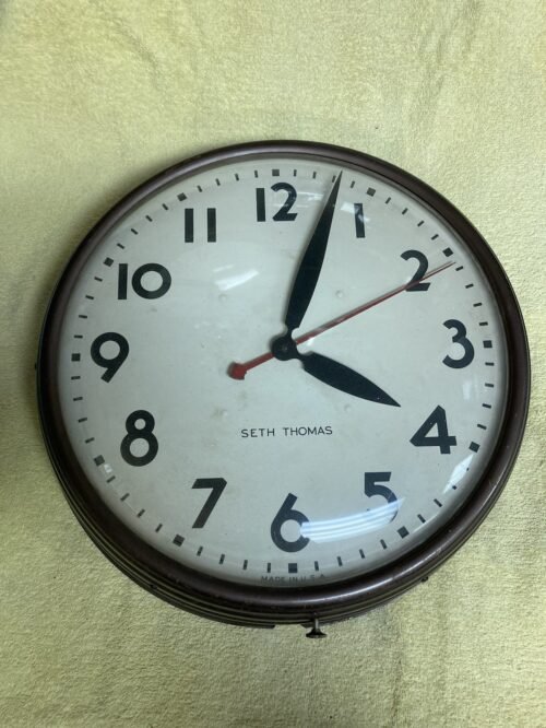 Vintage Seth Thomas Electric Wall Clock, 12" Face, No. 3681, PAT. 1933, Works.