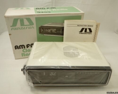 Vintage Soundesign 3453 Alarm Flip Clock Radio w/Box