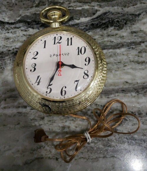 Vintage Spartus Corp Large Gold Pocket Watch Electrical Wall Clock Joke Gag MCM